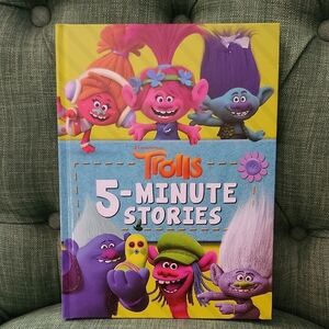 Trolls 5-Minute Stories Book - Multicolor